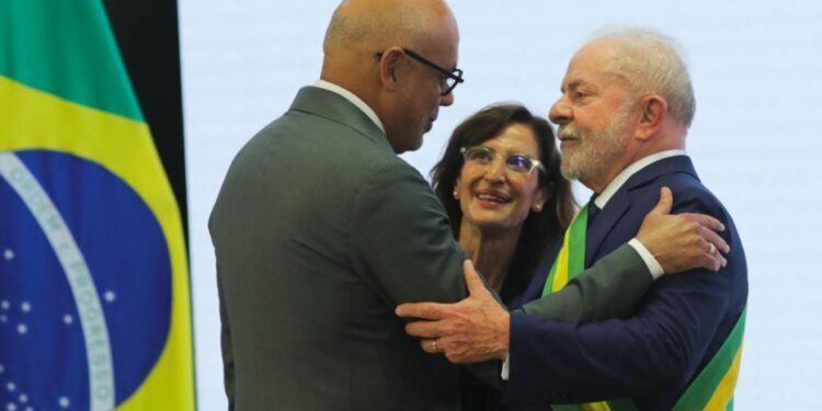 Jorge Rodríguez está en Brasil para reunirse con el presidente Lula Da Silva