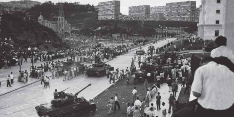 Opinión Arquímedes Román: Desde el 23 de enero de 1958 van 65 años (+podcast)