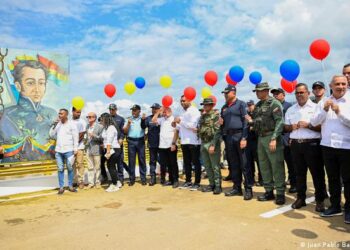 Venezuela y Colombia completan reapertura de la frontera común