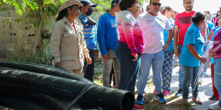 Entregan material para ejecución de proyecto de agua que beneficiará a 10 comunidades de Naguanagua