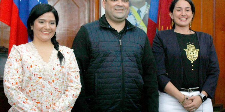 Ratificado Alexander Suárez en la Presidencia del CLEC período 2023-2024