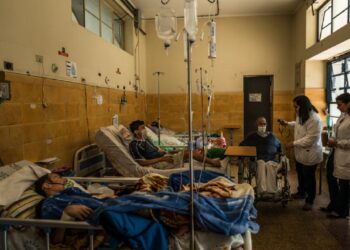 La detección y tratamiento de VIH y tuberculosis en Venezuela son deficientes