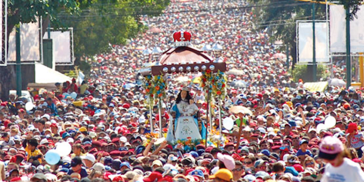 Se espera que dos millones de personas participen en procesión de la Divina Pastora