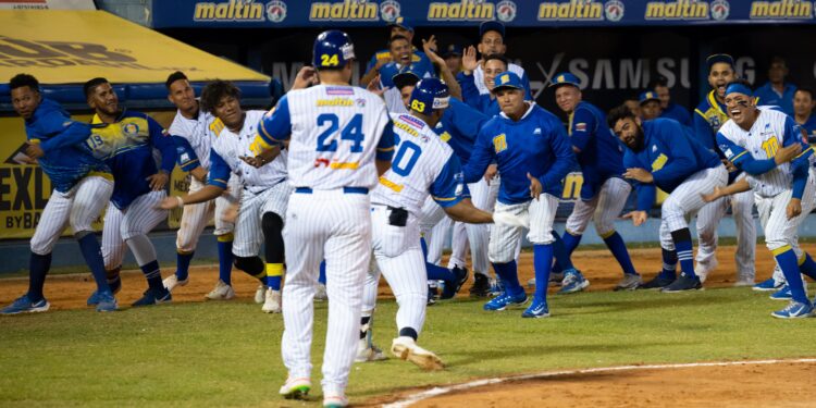 La ofensiva respondió y los turcos derrotaron a Cardenales