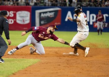Los turcos cedieron en Caracas ante Leones