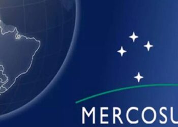 Maduro respalda la creación de una moneda común para Suramérica