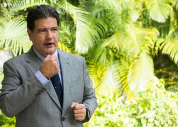 Amengual pide a Lacava destinar recursos extraordinarios para honrar exigencias de los educadores