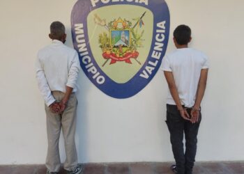 Polivalencia aprehendió a dos azotes de la avenida Lara dedicados al robo de usuarios en unidades de transporte público