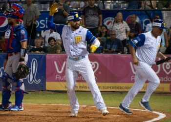 Magallanes cayó por tercer juego corrido