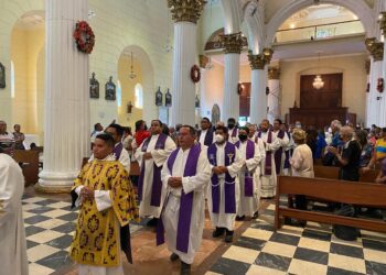 Iglesia Católica de Valencia celebró Misa Exequial por el alma del Papa Emérito Benedicto XVI