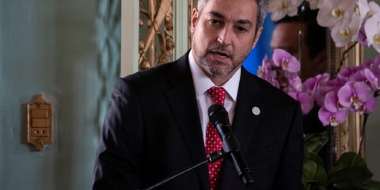 No se puede olvidar: Abdo Benítez emplaza a la Celac a abordar la diáspora venezolana