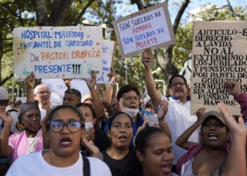 Observatorio Venezolano de Conflictividad Social reportó 28 protestas por mejores salarios en un día