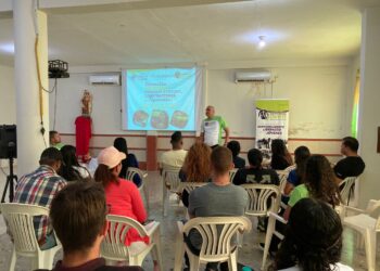 Organización Esperanza Joven, Red Voces que Inspiran y State Alumni Región Central realizaron el evento: Los jóvenes como presente y futuro