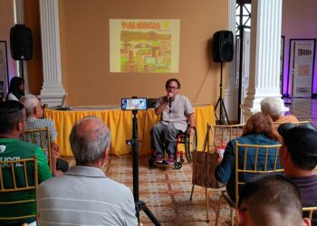 Realizan foro con el ilustrador Marcelino Juárez en el Centro de Artes Vivas Alexis Mujica