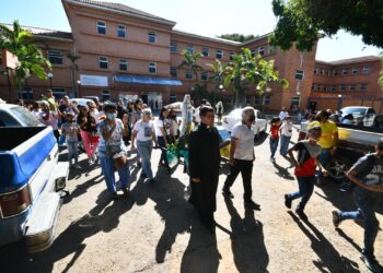 Arquidiócesis de Valencia repartió 2 mil arepas en la CHET durante la Jornada Mundial por el Enfermo