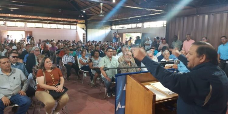 Andrés Velásquez rechaza apoyo técnico del CNE en las primarias