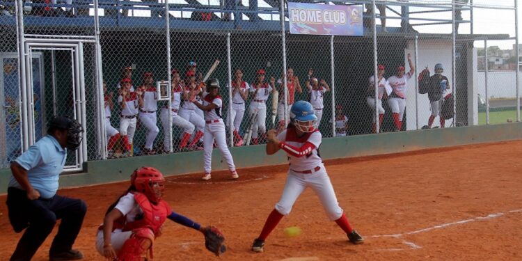 Carabobo obtuvo primera victoria en Campeonato Nacional de Softbol Femenino U15