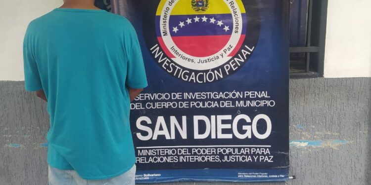 Policía de San Diego capturó a hombre solicitado por asalto a transporte público