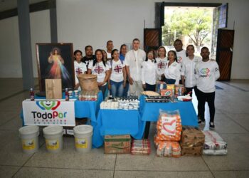 Fundación Todo por la Sonrisa de un Niño entregó donativo a comedores de Cáritas Don Bosco