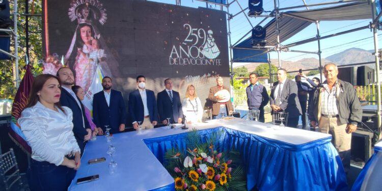 Douglas Jiménez: Rogamos a la Virgen su guianza para seguir construyendo el país y el municipio que queremos