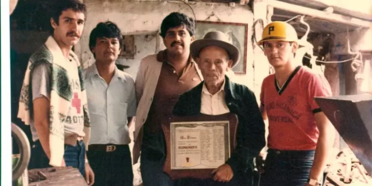 Hoy recordamos a: Don Luis Zambrano, inventor popular campesino Doctor Honoris Causa de la ULA (+video)