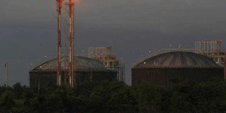 Reuters: Trinidad comenzará negociaciones por acuerdo de gas con Venezuela en marzo