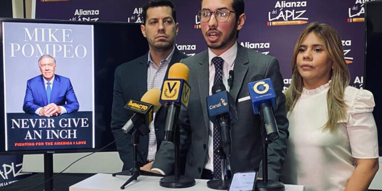 Lápiz denuncia que 98 % de los $1.000 millones revelados por Pompeo “se perdieron en el camino”