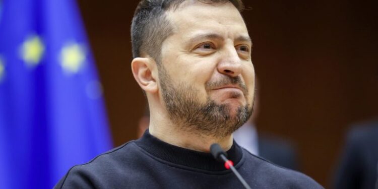 Zelenski: Devolviendo Crimea a los ucranianos, “restableceremos la paz”