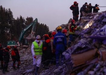 Más de 35 mil fallecidos y 100 mil heridos en Turquía por los terremotos