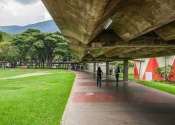 Asociación latinoamericana alerta de grave crisis de profesores universitarios venezolanos