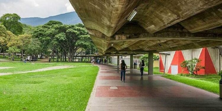 Asociación latinoamericana alerta de grave crisis de profesores universitarios venezolanos
