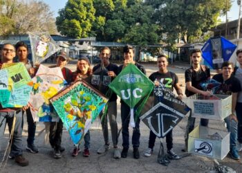 Estudiantes de Ingeniería organizaron actividad “Papagayos en defensa de nuestra UC”