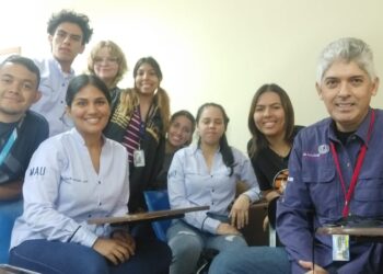 Colegios de Psicólogos repudian imputación a uno de sus miembros por denunciar intrusismo