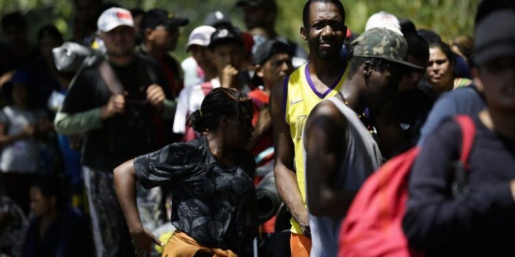 Minas antipersonal, otro peligro para los migrantes en el Tapón del Darién