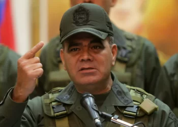 Padrino López reconoce que militares están implicados en hechos de corrupción