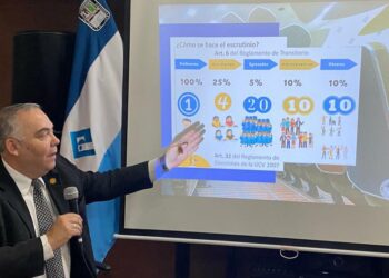 Con éxito se realizó Foro Elecciones Universitarias, experiencias UCV