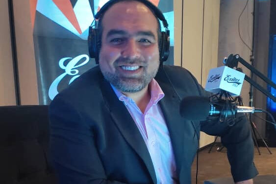 Onda 100.9 FM La Superestación estrena programación en vivo: Vuelven al aire Ricardo Graffe y Charito Rojas 