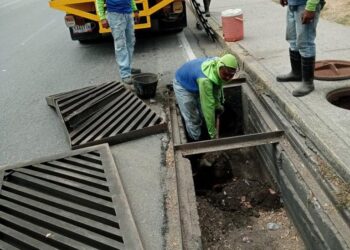 Alcaldía de San Diego inicia trabajos preventivos de limpieza al alcantarillado