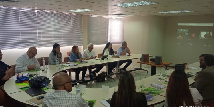 Transportistas de carga pesada presentaron tabulador en la Cámara de Comercio de Puerto Cabello