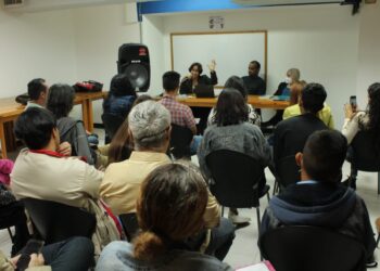 El Centro Latinoamericano de Investigaciones sobre Internet realizó en Valencia conversatorio sobre Inteligencia Artificial y realidad virtual