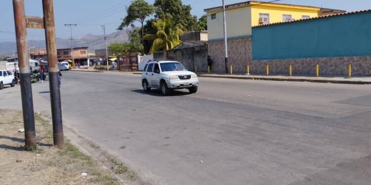 Vecinos de Parque Florida I solicitan la colocación de reductores de velocidad