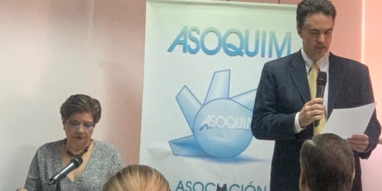 Guillermo Wallis fue reelecto como presidente de Asoquim para el período 2023-2025