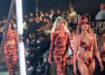 Beth Swimwear presenta su nueva línea de trajes de baño Paraíso Spring Summer en el marco del Fashion Show 2023