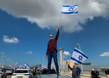 Medio millón participó anoche en la mayor protesta de la historia de Israel