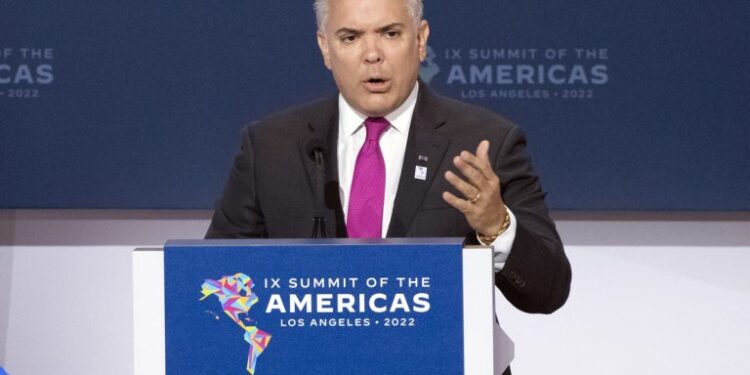 Expresidente Duque pide que la CPI actúe contra Maduro con la misma rapidez que con Putin