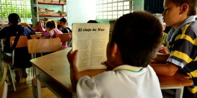 Más del 60 % de niños venezolanos en Trinidad y Tobago no recibe educación