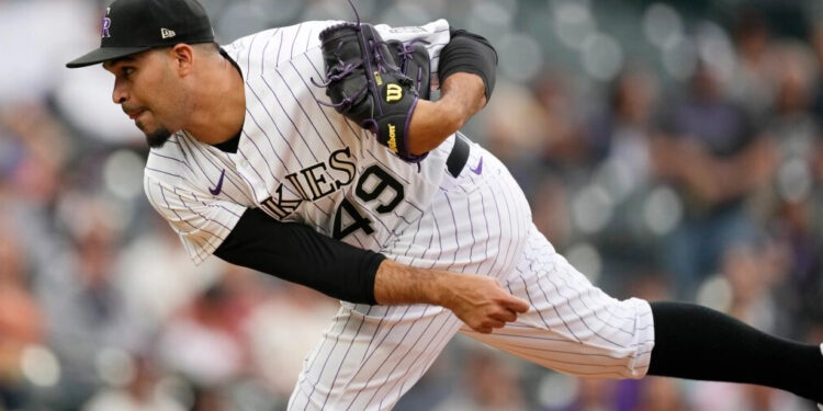 Antonio Senzatela volvió a la acción luego de ocho meses