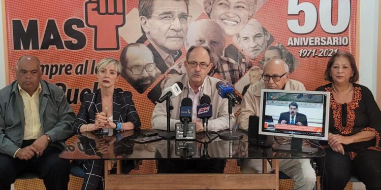 MAS: Acusados por corrupción deben ser interpelados por la AN