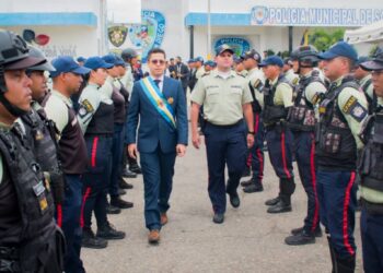 Alcaldía de San Diego retoma control de la Policía Municipal