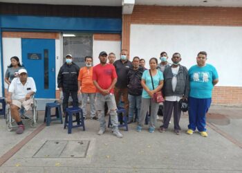 Más de 120 pacientes del Centro de Diálisis Valencia Sur afectados por falta de agua en el ente